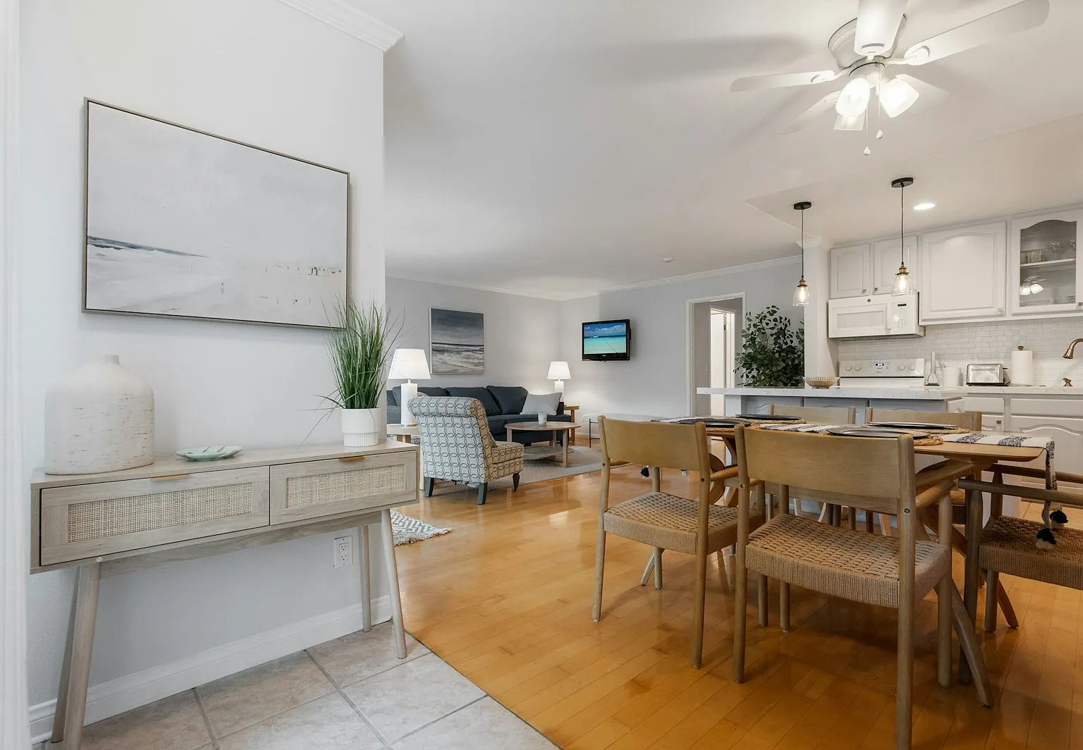 635 South Prospect Avenue, Unit 101A — Photo 3