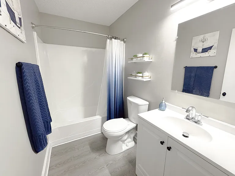 Reserve at Hillcrest — Photo 12