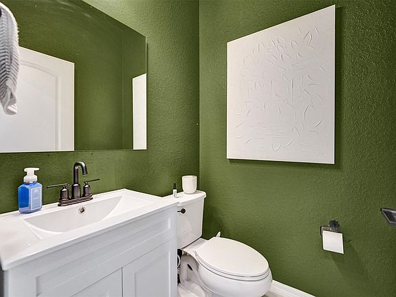 5th image of 2118 Appleton Circle