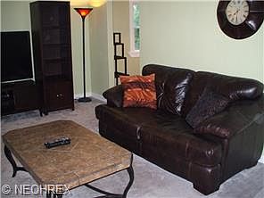 5th image of 692 Forestridge Dr