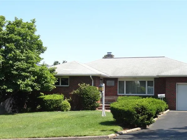 17 Gunther Ave, Lodi, NJ 07644