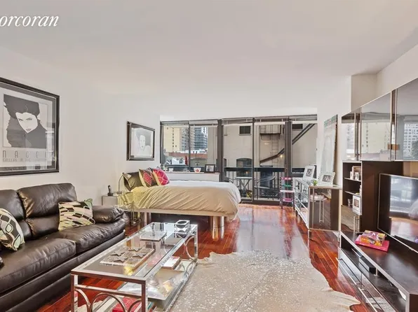 330 E 75th St APT 5D, New York, NY 10021