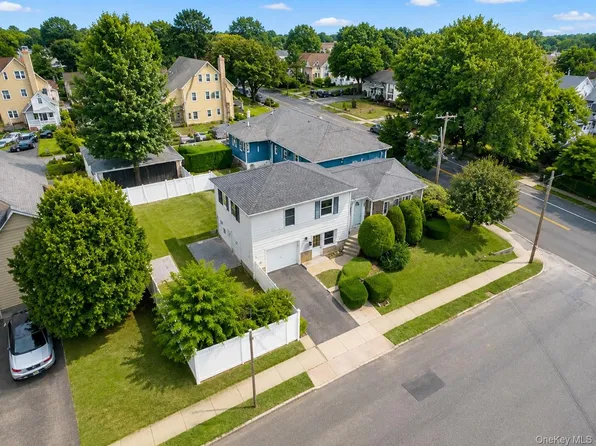 3 Soundview Street, New Rochelle, NY 10805