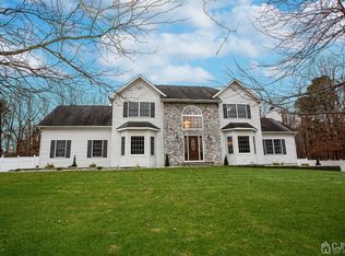 3 Sequoia Ct, Monroe Township, NJ