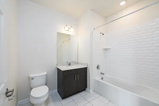 2 Hennessey Blvd #304 — Photo 10