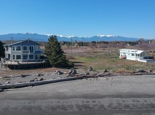 381 Three Crabs Rd, Sequim, WA 98382