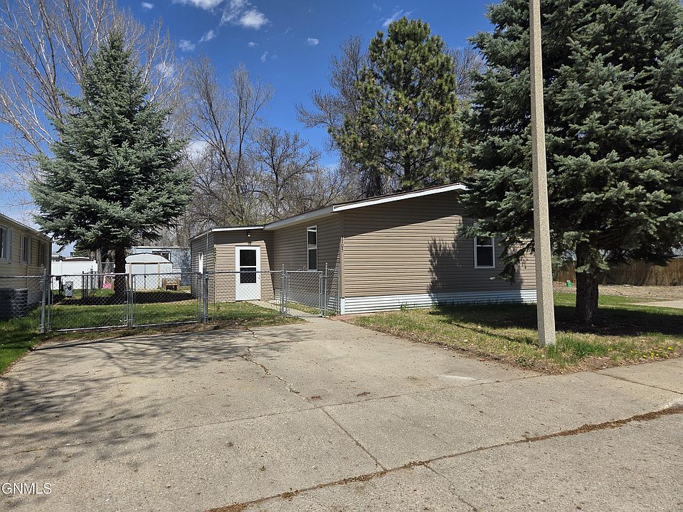 1st image of 1119 University Dr Lot 1705