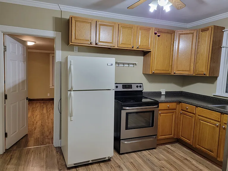 33 N Marion St — Photo 3