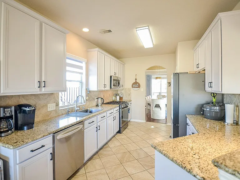 3115 Sachse Ct — Photo 8