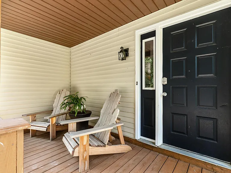 4575 Oakestia St — Photo 48