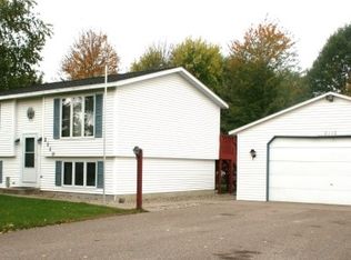 2110 Jelinski Cir, Plover, WI 54467
