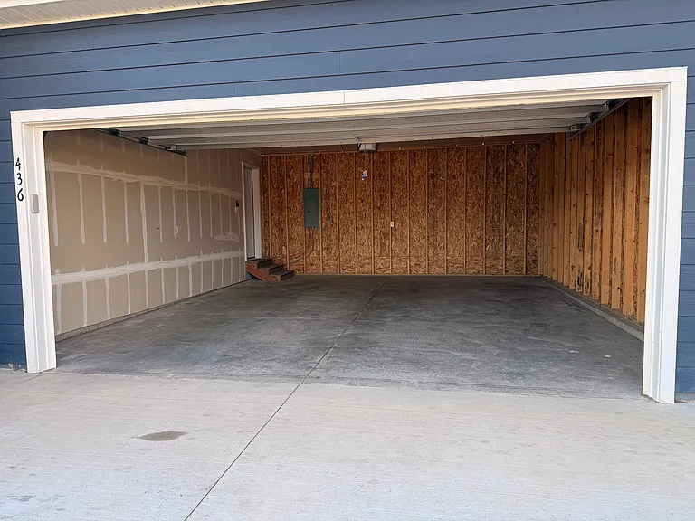 Nighthawk Dr — Photo 7