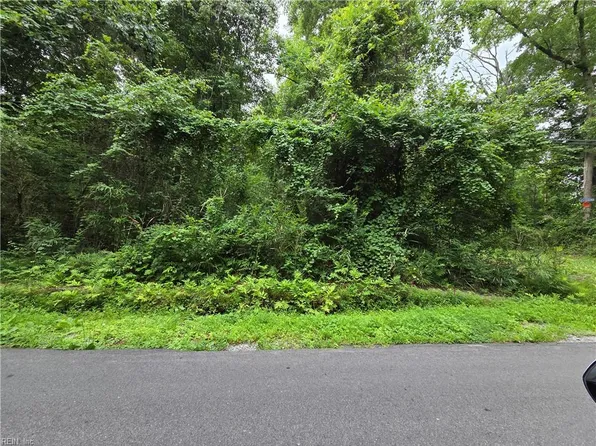 Mineral Spring Rd, Suffolk, VA 23438