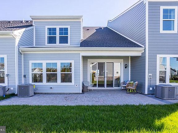 2nd image of 32385 Norman Ln #Townhouse 95