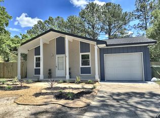 3621 Marcliff Rd, Hope Mills, NC 28348