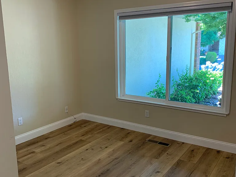 1819 Yolanda Cir — Photo 10