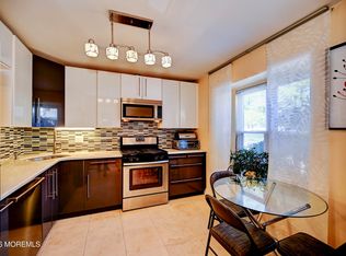 60 Renee Ct, Jackson, NJ 08527