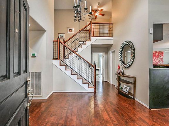 3rd image of 1318 Crystal Hills Dr