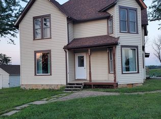 203 1st Ave, Elberon, IA 52225