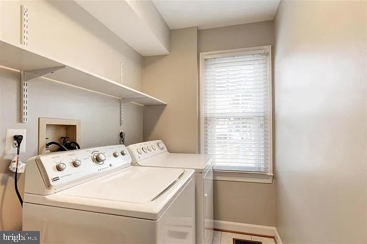14213 Floral Park Dr — Photo 35