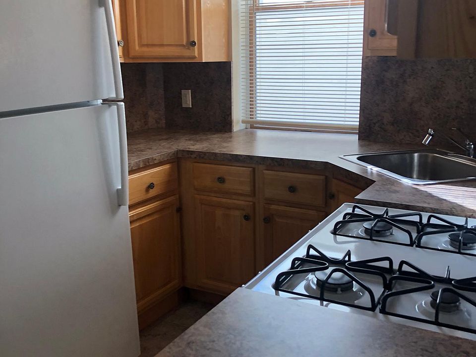 1st image of 7207 12th Ave #2