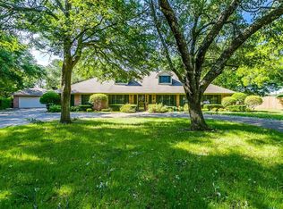 1505 Baystone Rd, Cleburne, TX 76033