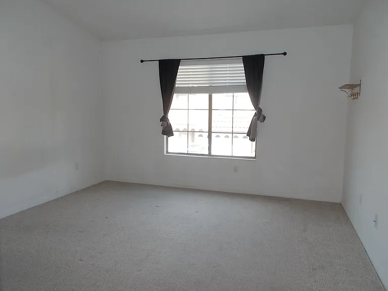 7295 Diamond Canyon Ln #202 — Photo 16