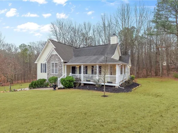 409 Barrington Dr, Hiram, GA 30141