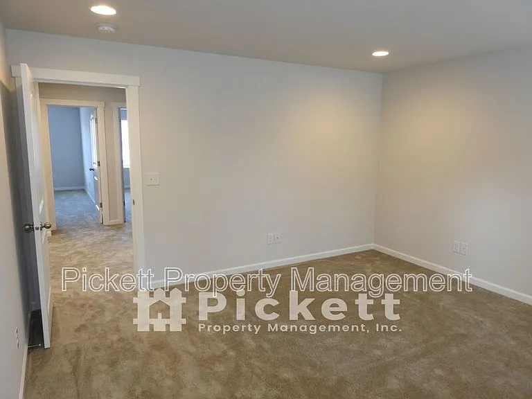 4222 Andasio Loop SE — Photo 26