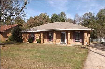 1st image of 5769 Hyde Park Dr