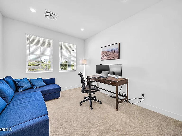 17329 W Gretna St — Photo 33