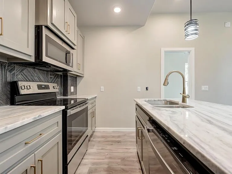 222 S University Blvd #2 — Photo 13