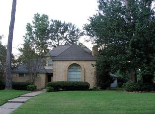 14202 Vanessa Cir, Houston, TX 77069