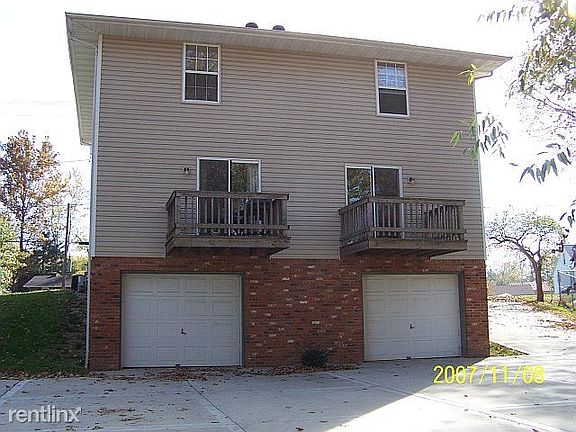 Collinsville Road 407- Rear View