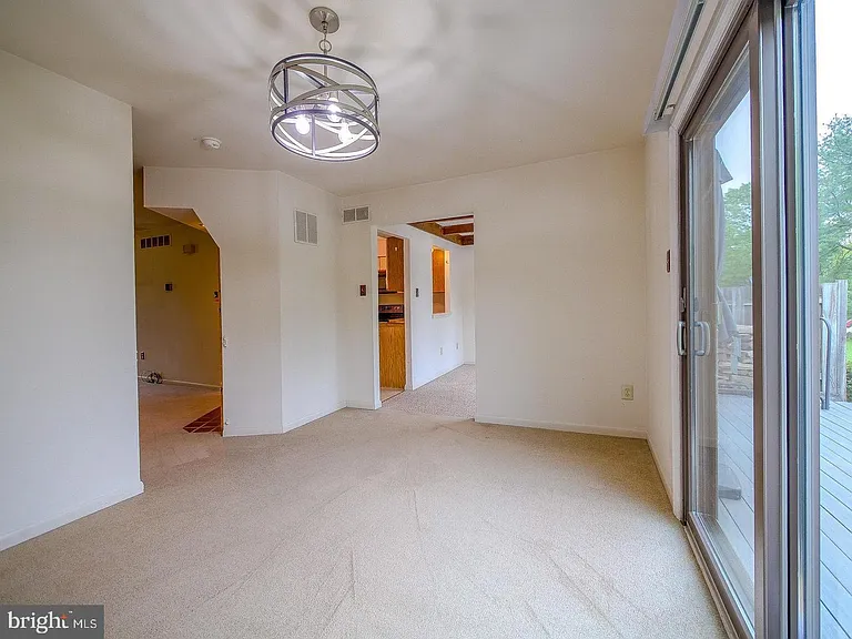 1001 Winfield Ct — Photo 16