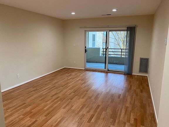 4th image of 6060 California Cir APT 407