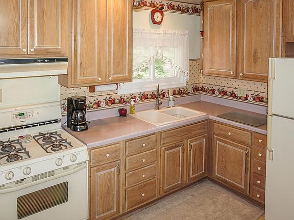 5th image of 8475 N 52nd St