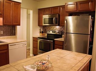 10104 W 96th St APT A, Overland Park, KS 66212