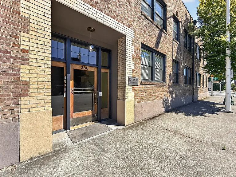 280 Morris Ave S #7 — Photo 13