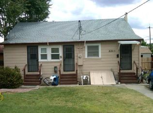 221 6th St APT B, West Sacramento, CA 95605