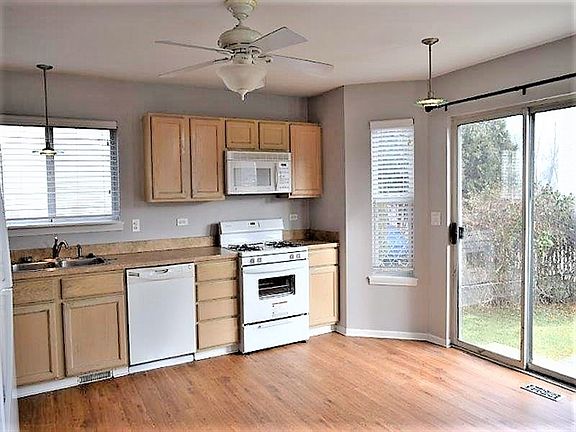 5th image of 311 Bridlewood Cir