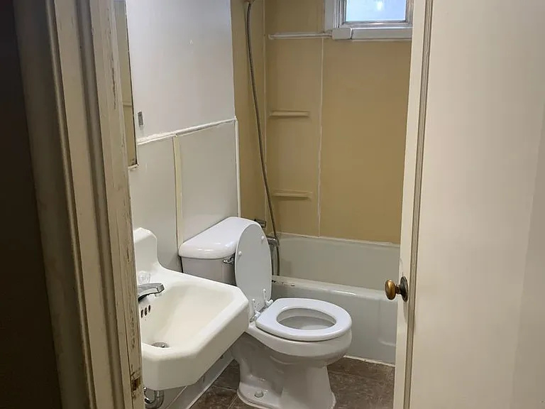 290 N 600 E #5 — Photo 10