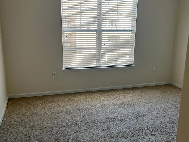 Belmont at Tryon Apartments — Photo 145