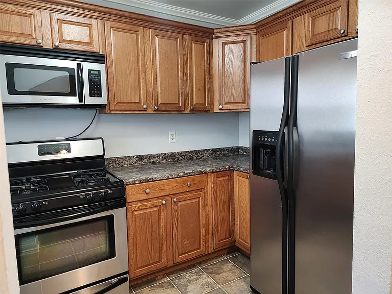 7124 Linden St — Photo 15