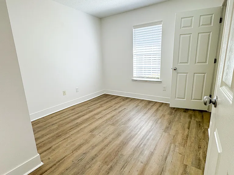 2040 Esplanade St #2042 — Photo 7