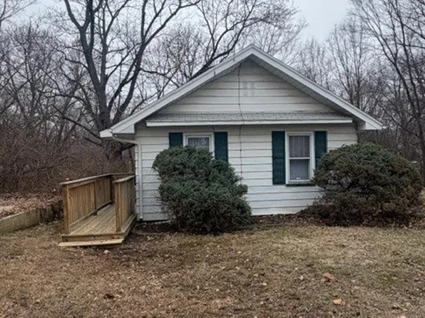 1913 N Broadway St, Peoria, IL 61604