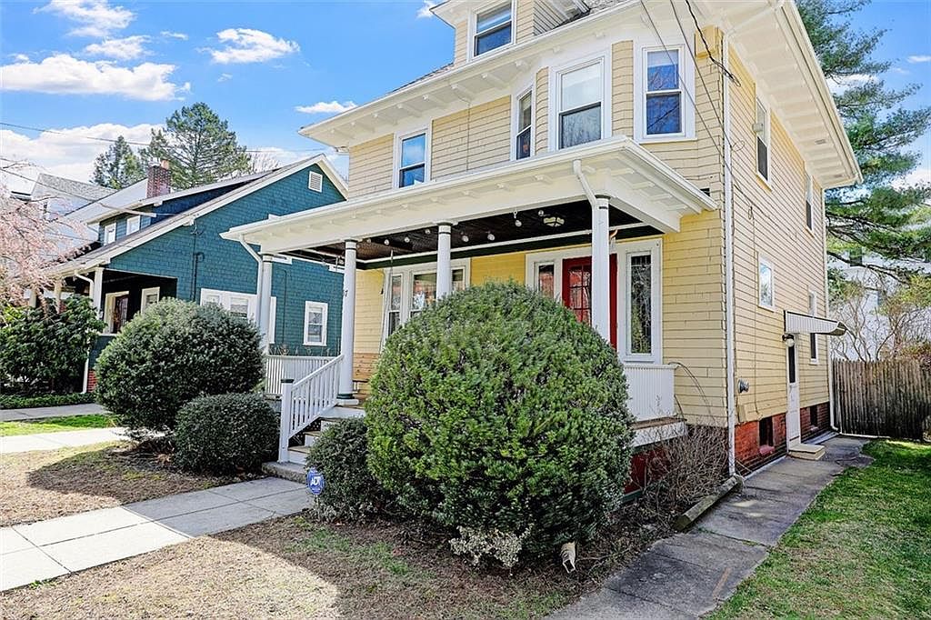 67 Mount Hope Ave Providence RI 02906 Zillow