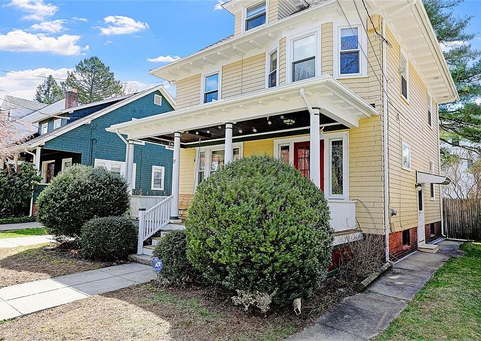 67 Mount Hope Ave Providence RI 02906 Zillow