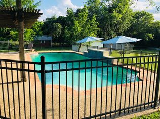 226 Post Oak Way, Cuero, TX 77954