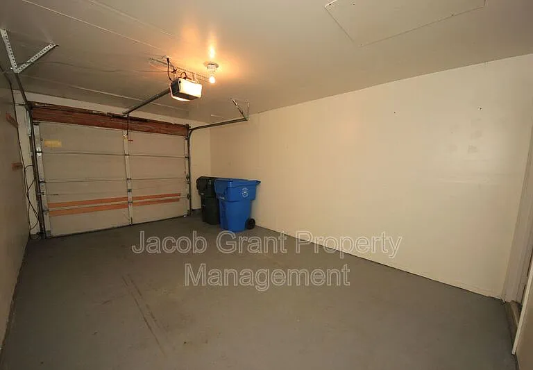 965 Berryman Rd #B — Photo 12